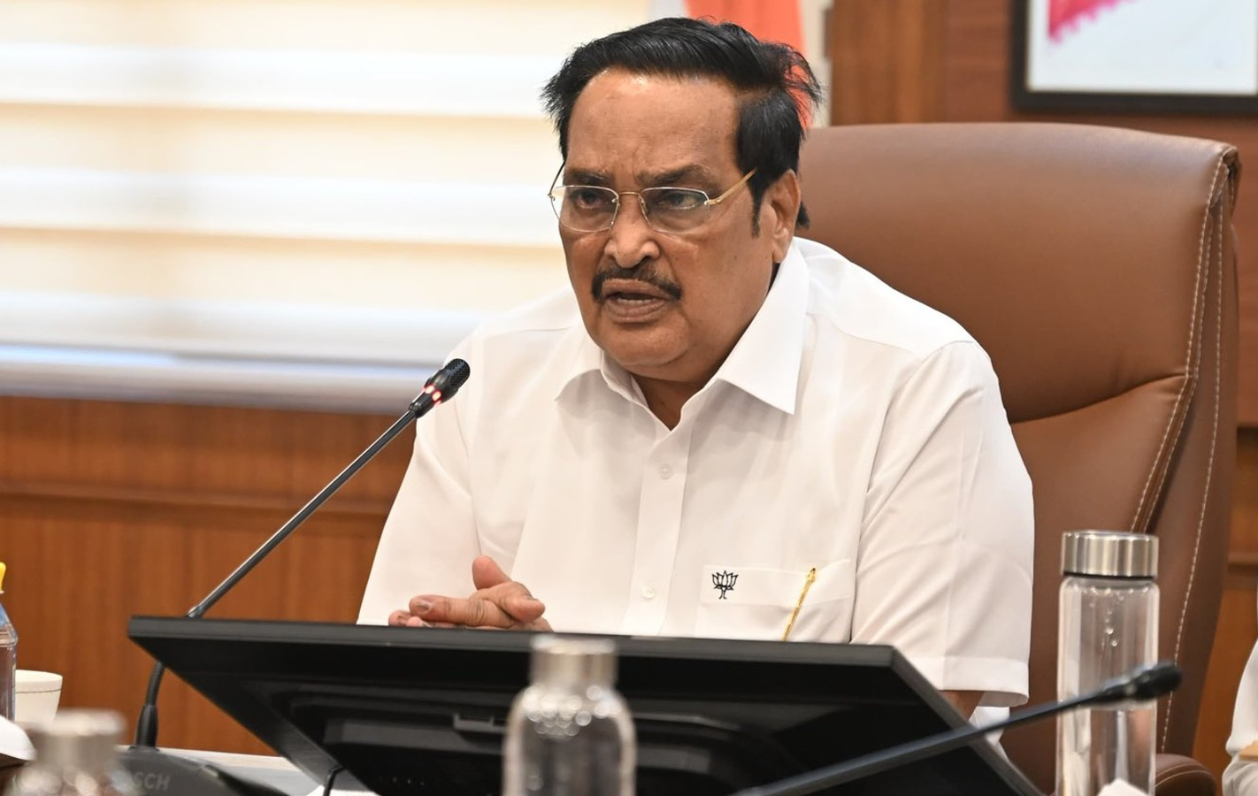 Jal Shakti Minister Launches Digital IDs for Rural Water Schemes.webp