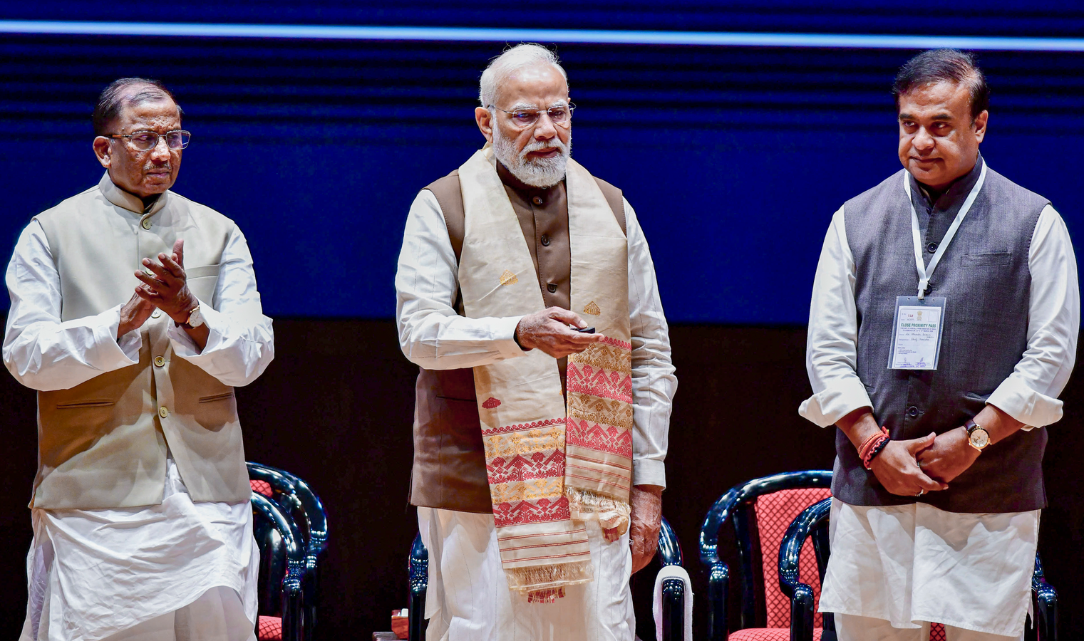 Assam Grants Land Rights to Tea Garden Workers.webp