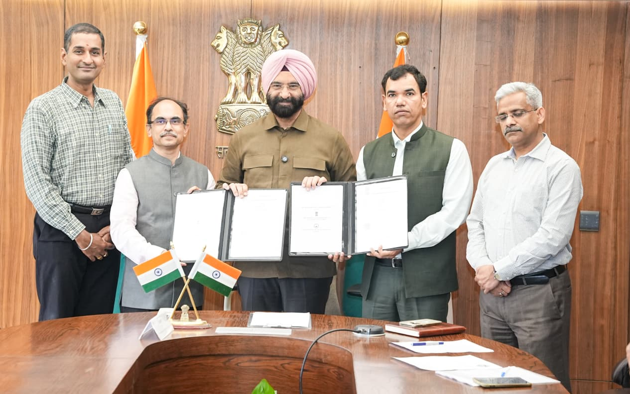 Pilot Study Aims to Reduce Delhi’s Air Pollution with Photocatalytic Coatings.webp