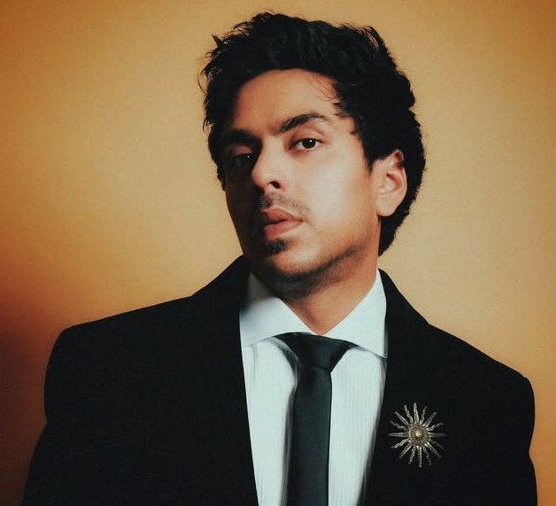 Gourav Adarsh and Shanaya Kapoor Reflect on 'Tu Ya Main's' Box Office Start.webp Gourav Adarsh and Shanaya Kapoor Reflect on 'Tu Ya Main's' Box Office Start.webp