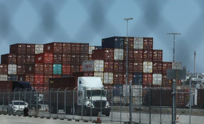 New Bill Requires Truckers to Disclose China Connections for Defense Contracts.webp