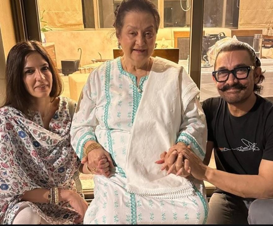Saira Banu Recalls Aamir Khan's Kindness During Dilip Kumar's Illness.webp Saira Banu Recalls Aamir Khan's Kindness During Dilip Kumar's Illness.webp