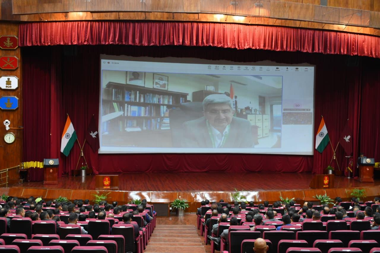 Kamat Highlights Collaboration for 'Self-Reliant India'.webp