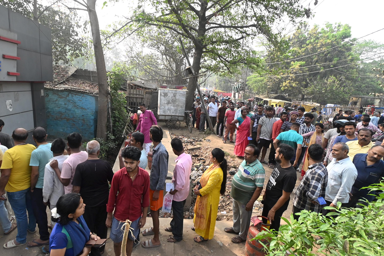 Bihar Addresses LPG Concerns: Supply Review and Counter-Rumors.webp