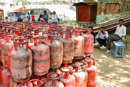 LPG Black Market Persists in Madhya Pradesh