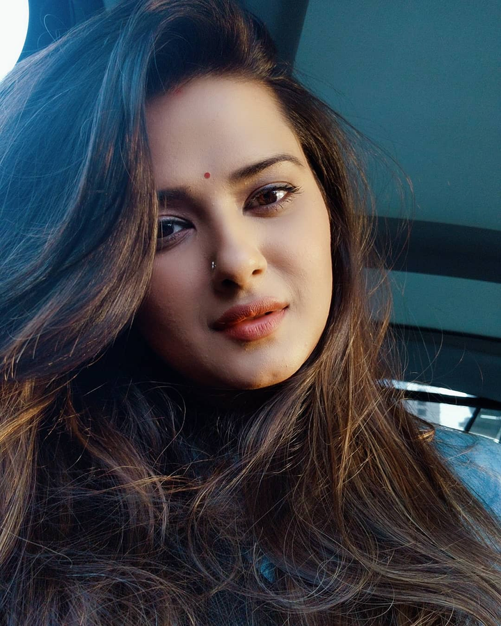 Actress Kratika Sengar Steps Back from Social Media.webp Actress Kratika Sengar Steps Back from Social Media.webp