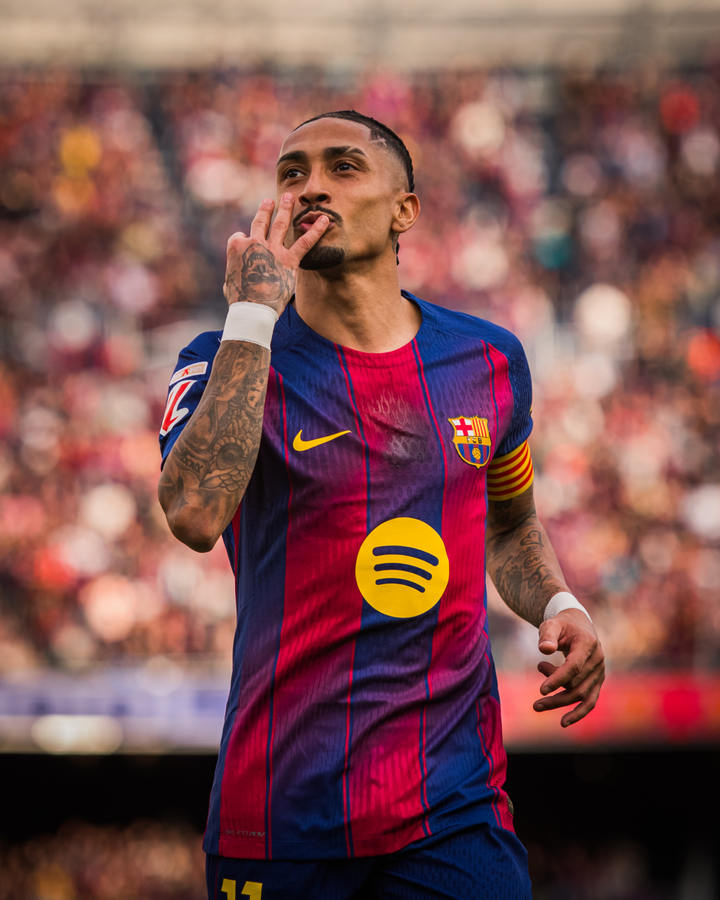 Raphinha Hat-Trick Leads Barcelona to La Liga Victory.webp