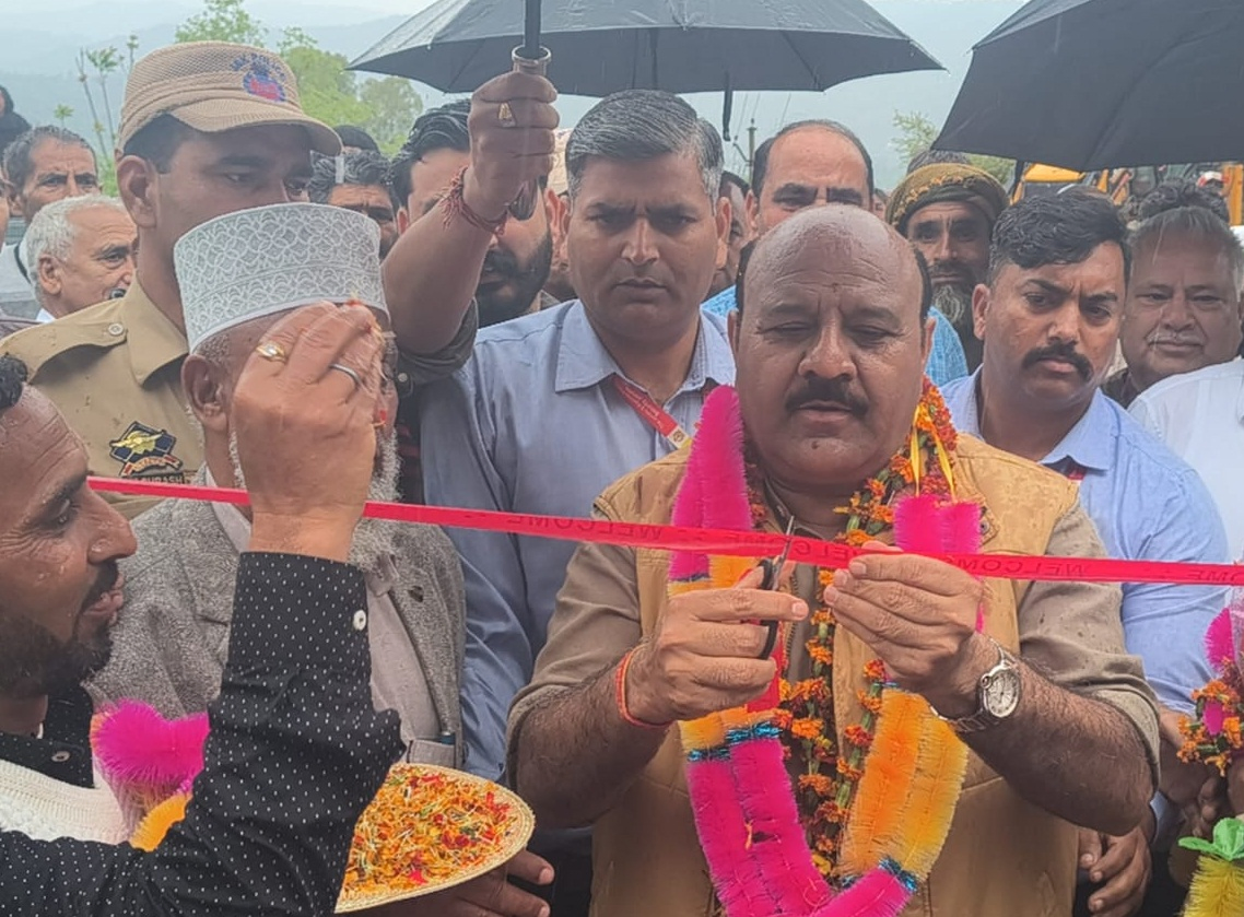 Road Development Initiatives Strengthen Connectivity in Rajouri.webp