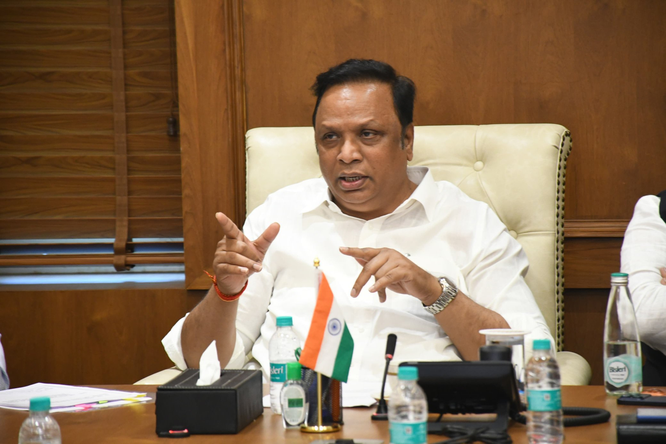 R-Central & H-West Wards to Pilot Digital Tree Assessment.webp R-Central & H-West Wards to Pilot Digital Tree Assessment.webp