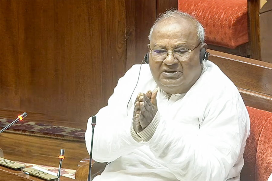 Deve Gowda Urges Sonia Gandhi to Address Parliament Disruptions.webp Deve Gowda Urges Sonia Gandhi to Address Parliament Disruptions.webp