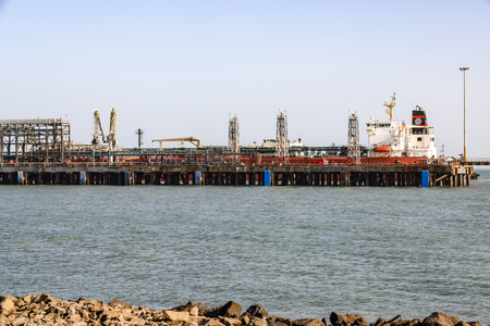 Hormuz Security: Trump Urges Greater International Support