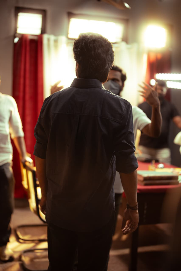 Vetri Maran's 'Arasan' Gears Up with Simbu and New Cast.webp Vetri Maran's 'Arasan' Gears Up with Simbu and New Cast.webp