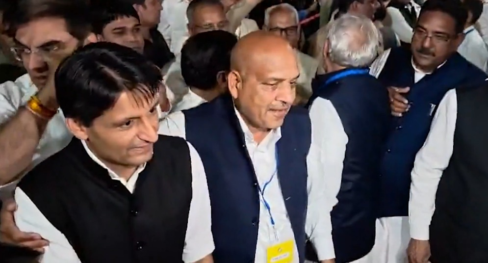 Close Race in Haryana: BJP, Congress Vie for Rajya Sabha Seats.webp Close Race in Haryana: BJP, Congress Vie for Rajya Sabha Seats.webp