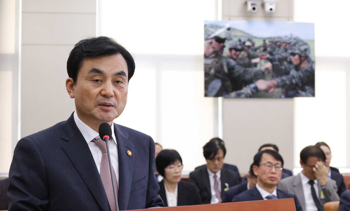 Seoul’s Defence Chief Addresses Middle East Warship Discussions.webp