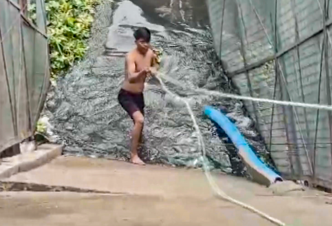 Bridge Failure in Delhi - Investigation Underway.webp