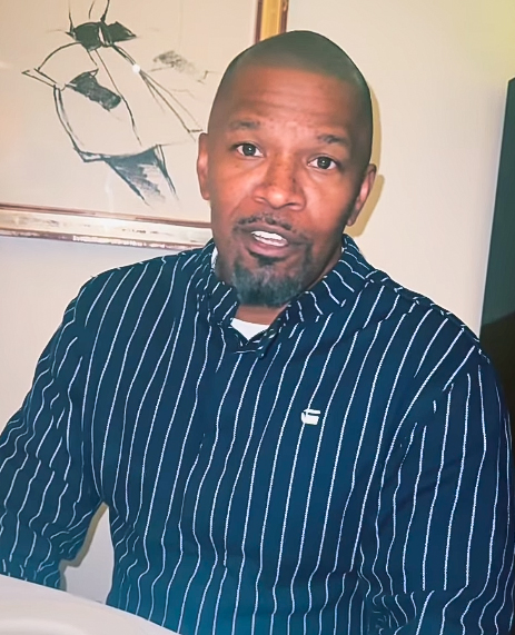 Jamie Foxx Celebrates Michael B. Jordan's Achievement.webp