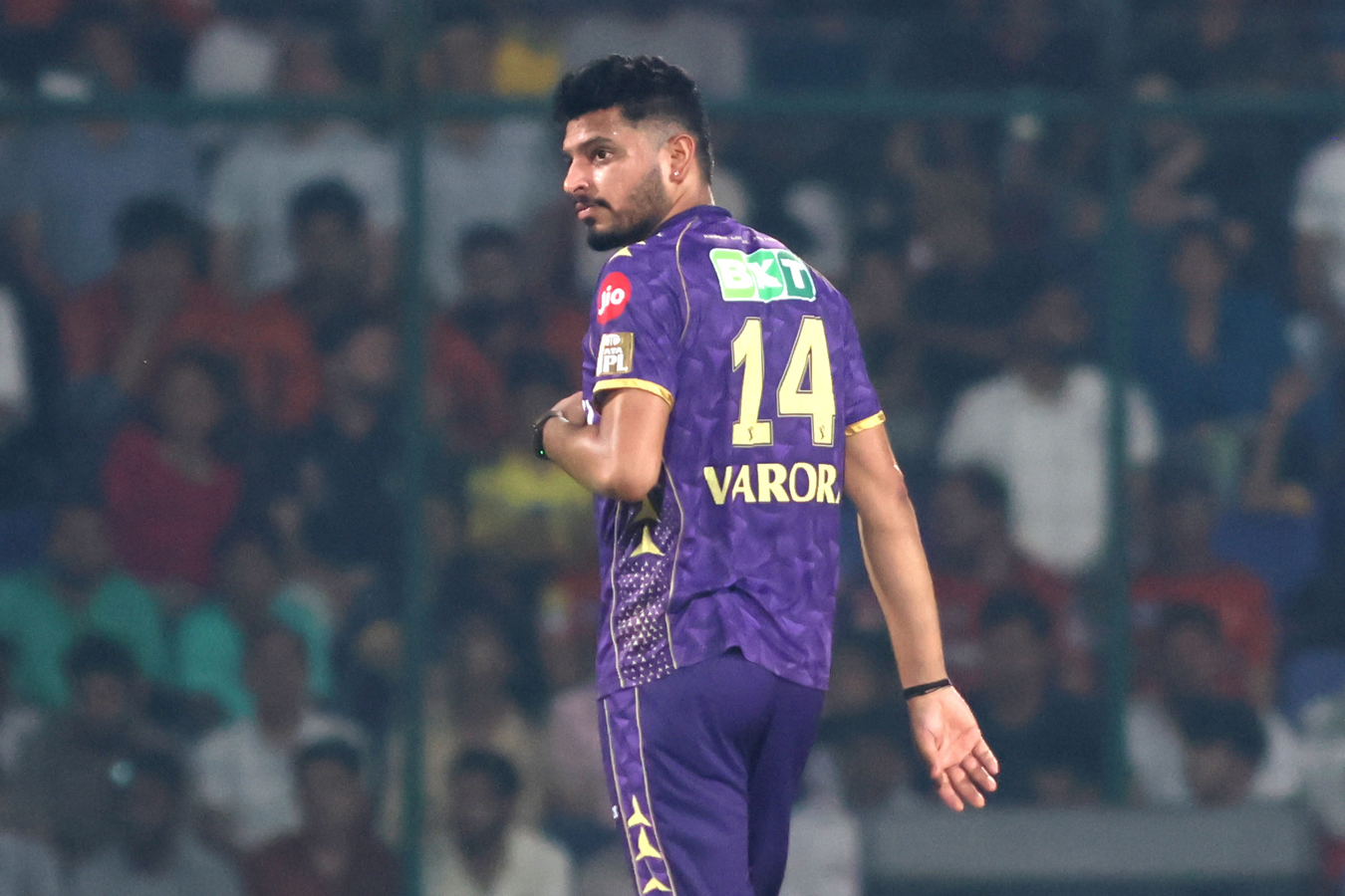 Vaibhav Arora Seeks Skills Boost with Tim Southee at KKR.webp