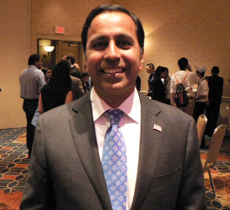 Stratton Wins Illinois Senate Primary, Ending Krishnamoorthi’s Campaign.webp