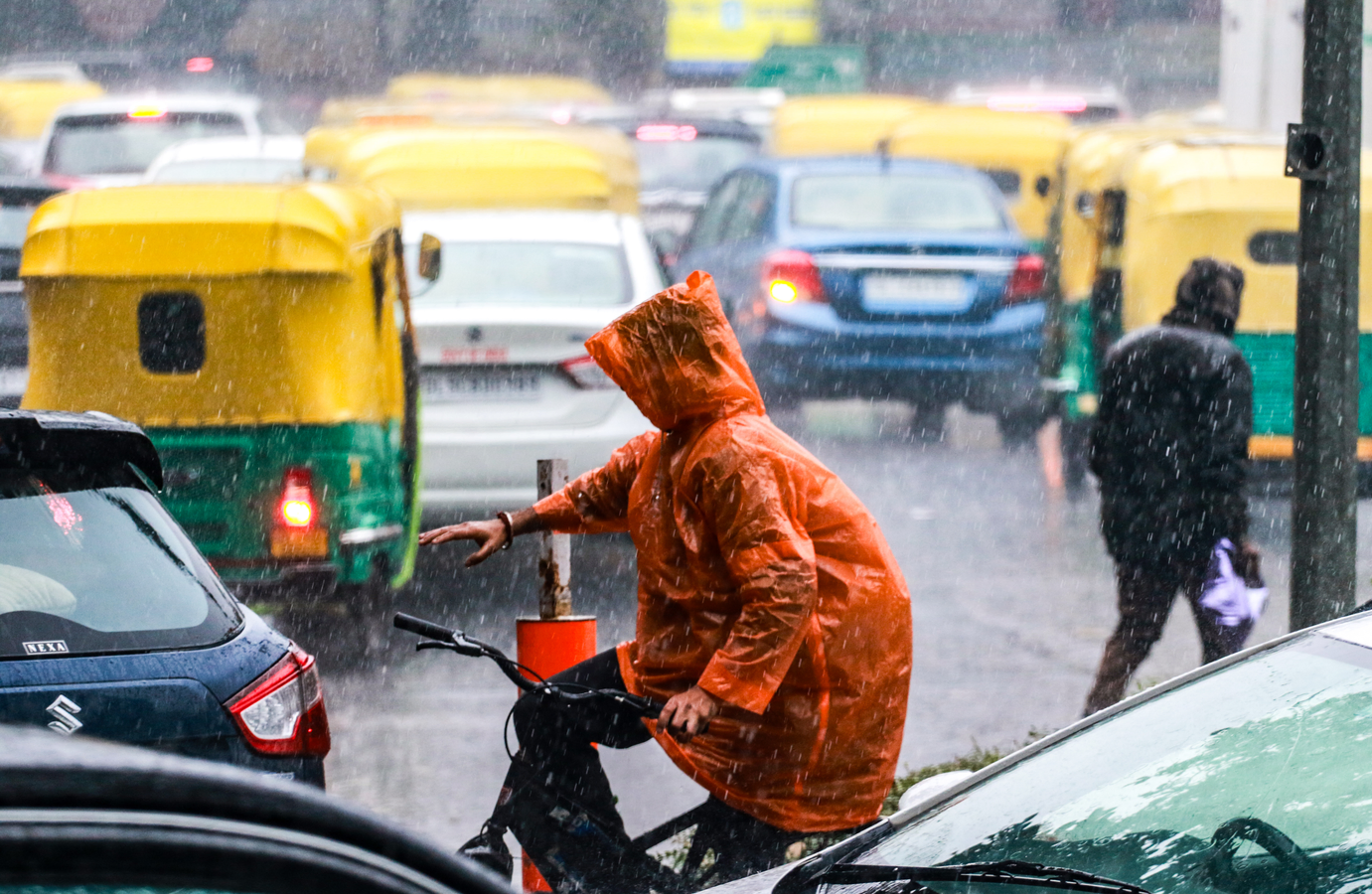 Delhi Weather Update: Rainfall and Air Quality Relief.webp