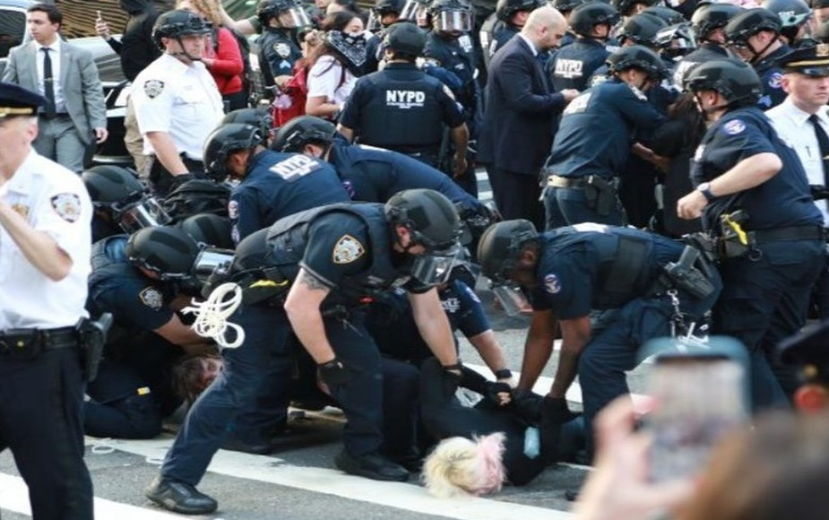 State Dept. Expands Visa Bond Requirement for Tourism and Business.webp