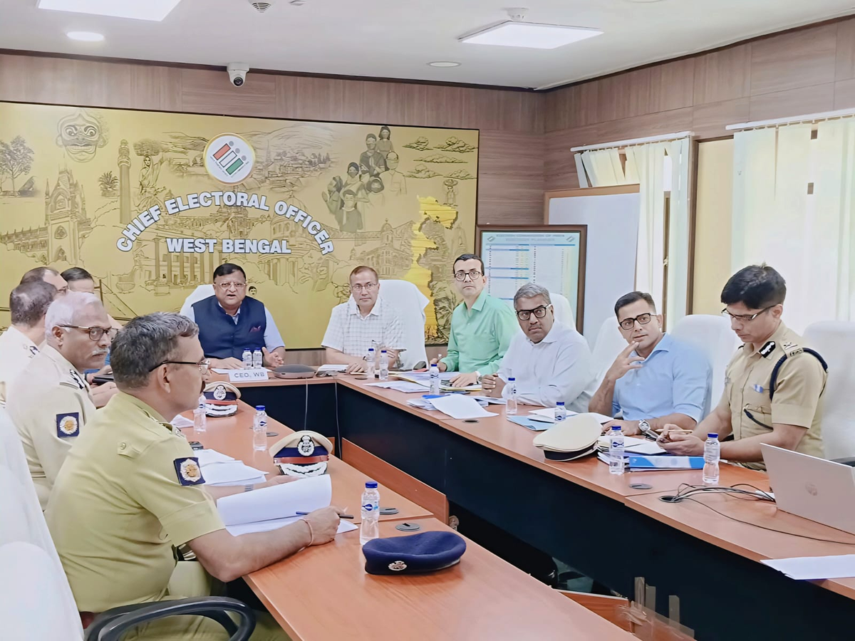 West Bengal Elections: EC Reverses Officer Transfers.webp