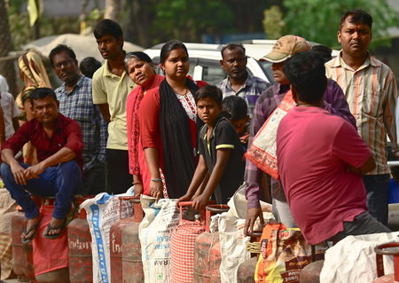 Combating Fraud: Rajasthan Implements New LPG Delivery System.webp