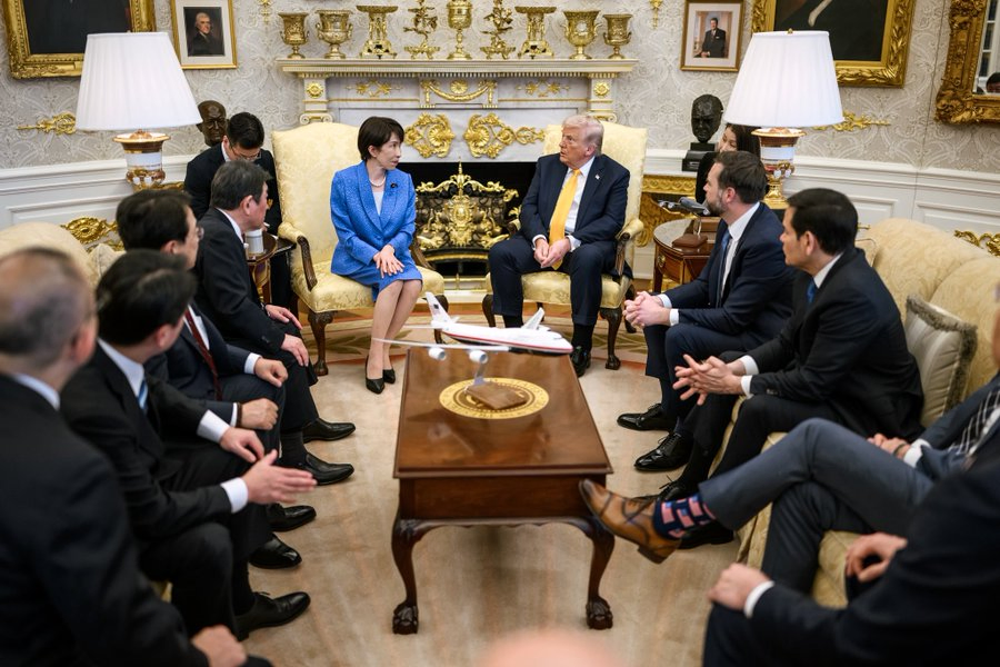 Trump and Takaichi Strengthen US-Japan Ties.webp