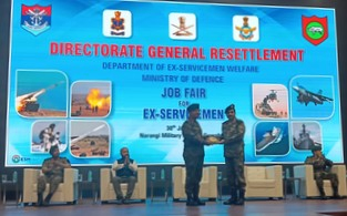 Defence Ministry Job Fair Connects Veterans with Employers.webp