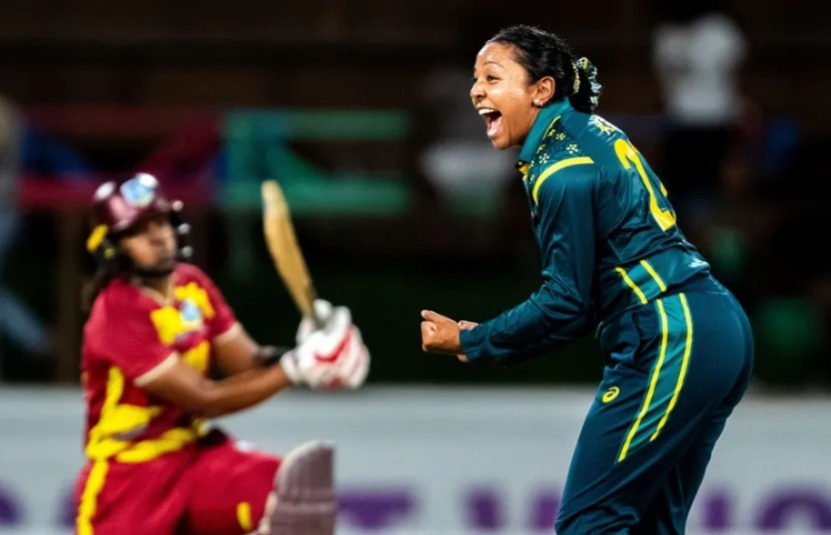 Mooney and King Lead Australia to T20I Victory.webp