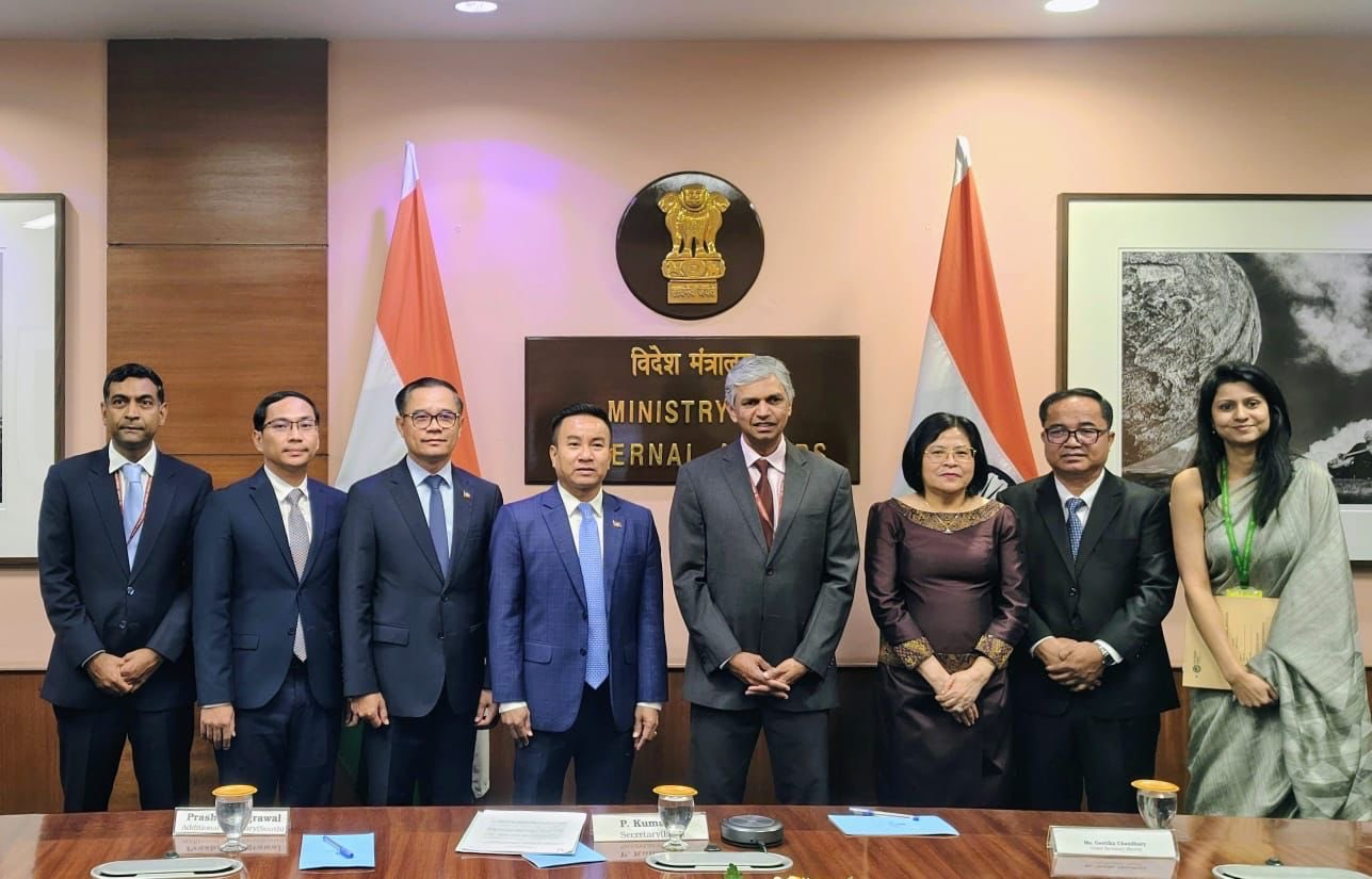 India, Cambodia Discuss Expanding Trade & Development Ties.webp
