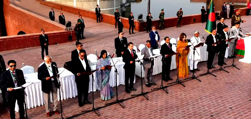 India's Birla Attends Bangladesh PM Swearing-In, Offers Support.webp