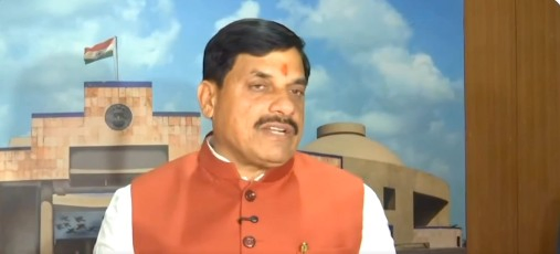 MP Economic Survey Highlights 11% GSDP Growth and Rising Income Levels.webp