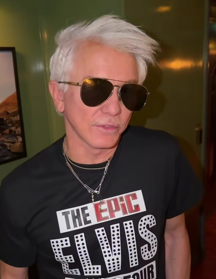 Luhrmann to Adapt Elvis Story for New Theatrical Show.webp