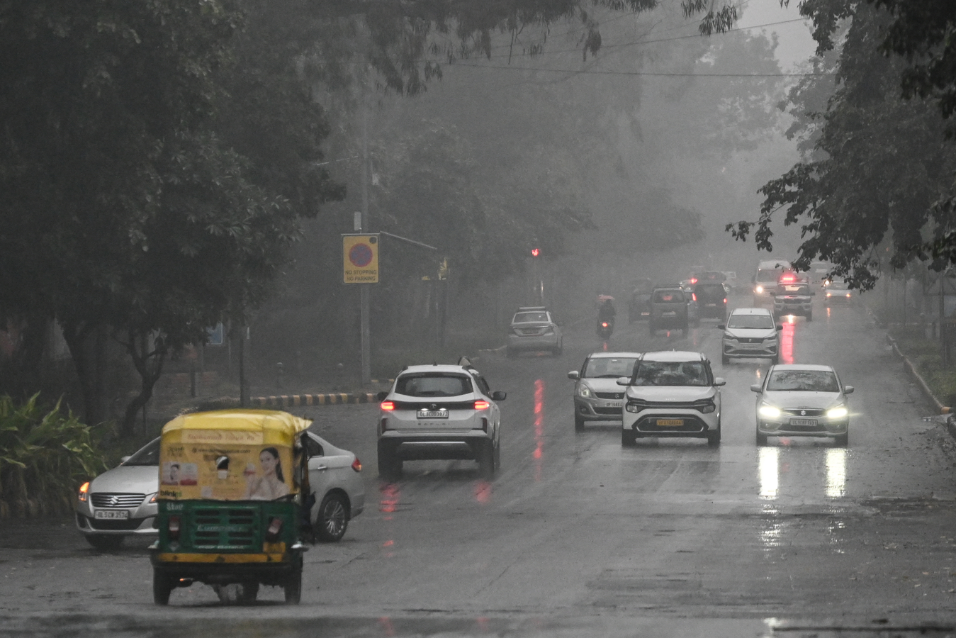 Delhi Weather: Light Rain, Warm Temperatures, and Air Quality Concerns.webp