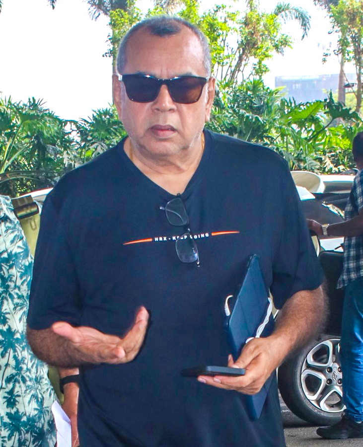 ‘Dhurandhar 2’ Sparks Debate: RGV and Rawal Clash Over Cinematic Tropes.webp