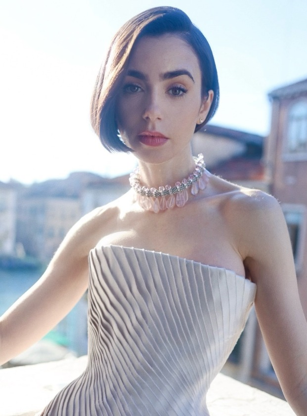 Lily Collins Celebrates 37th Birthday with Family.webp Lily Collins Celebrates 37th Birthday with Family.webp