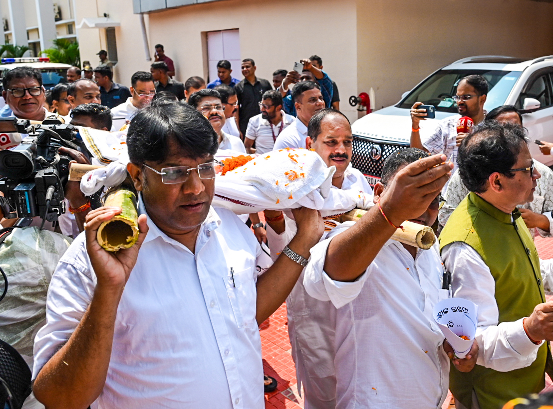 Opposition Demands Health Minister Resignation in Odisha.webp Opposition Demands Health Minister Resignation in Odisha.webp