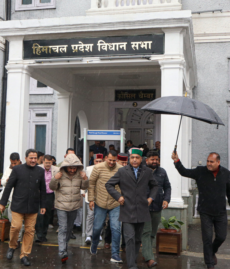 Assembly Debate: CM Addresses Financial Concerns, BJP Walkout.webp Assembly Debate: CM Addresses Financial Concerns, BJP Walkout.webp