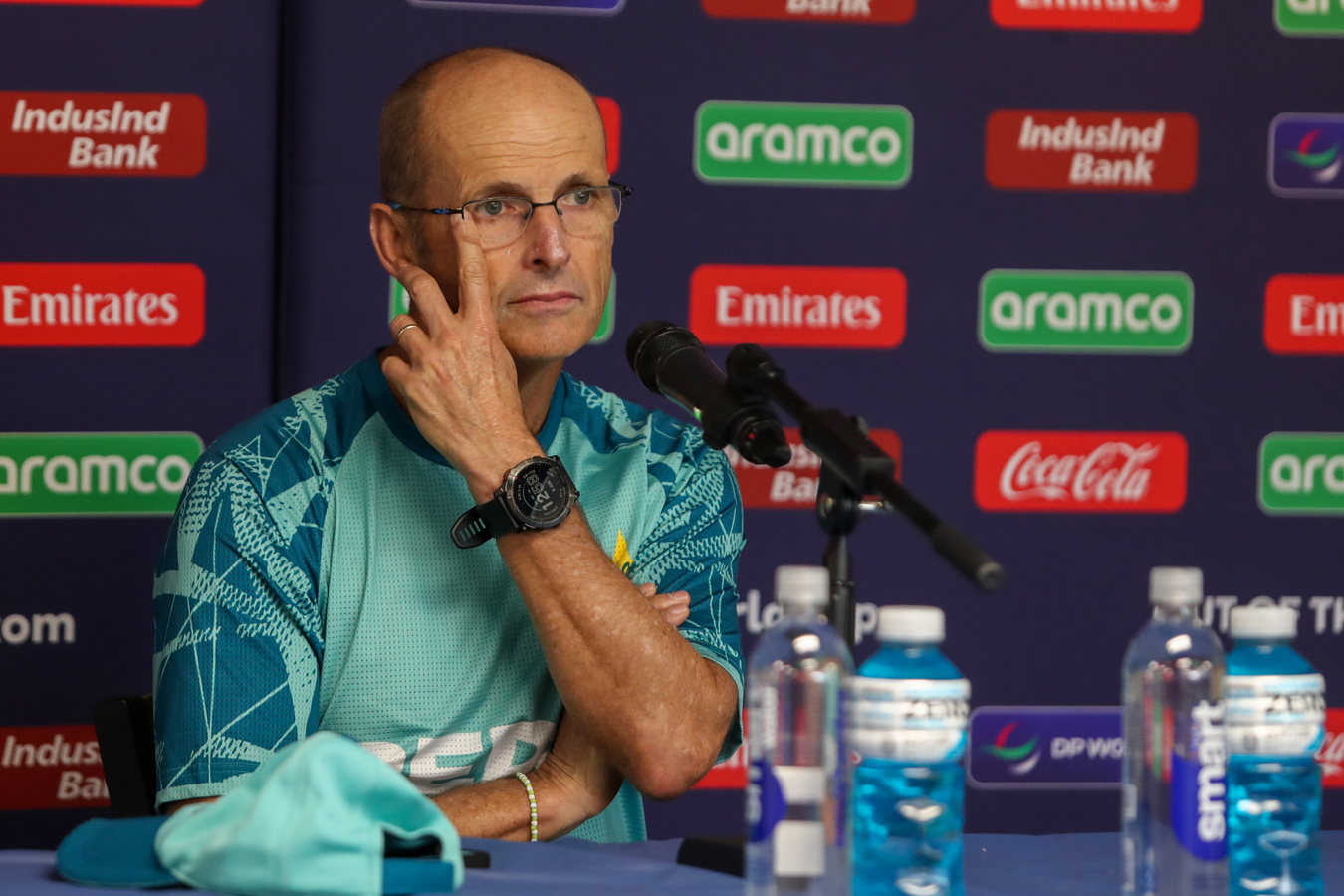 Pakistan Coaching Shakeup: Kirsten's Account of Interference.webp