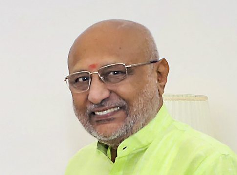 VP Visits Sunetra Pawar Following Ajit Pawar's Death.webp