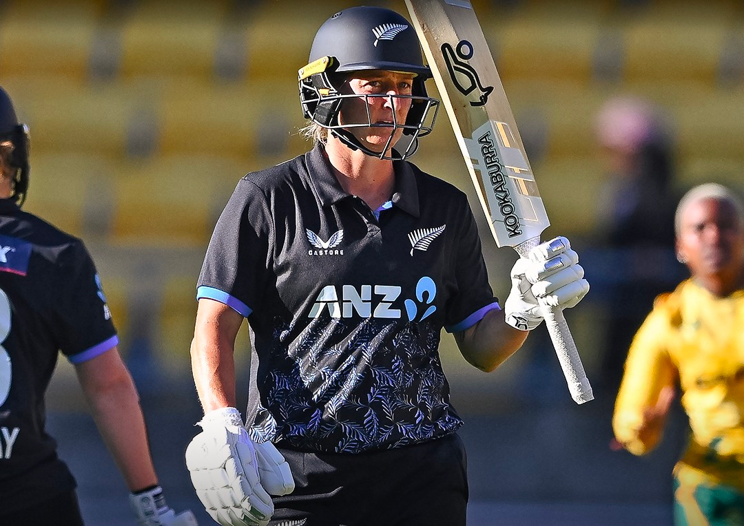 Kerr and Devine Lead NZ to Victory Over South Africa.webp