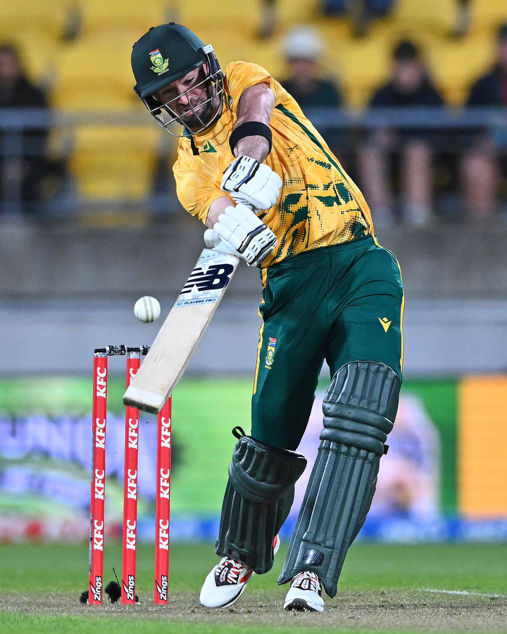 Esterhuizen's 57 Leads SA to T20I Series Tie.webp