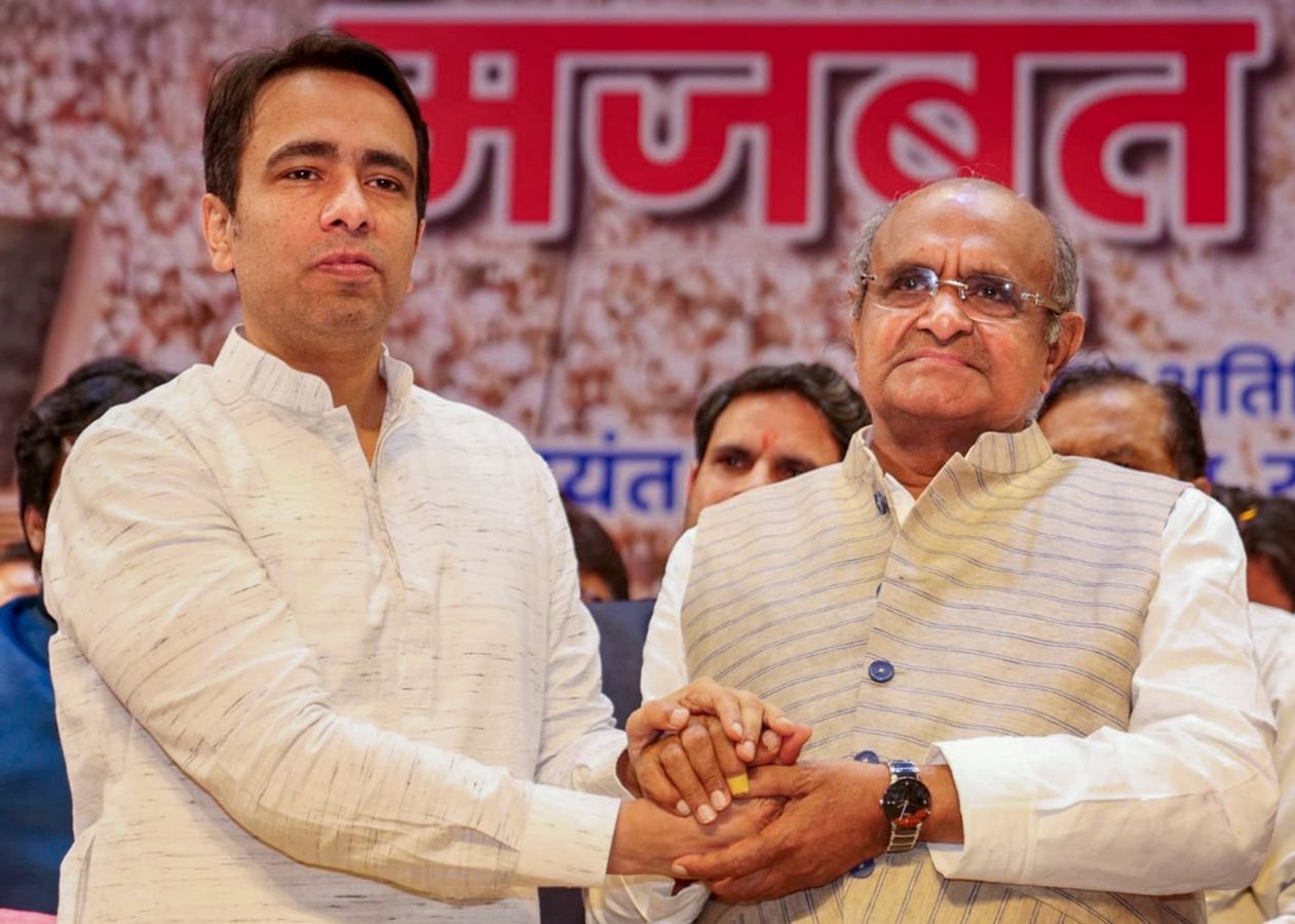 Tyagi's Move to RLD Aims to Continue Charan Singh's Vision.webp