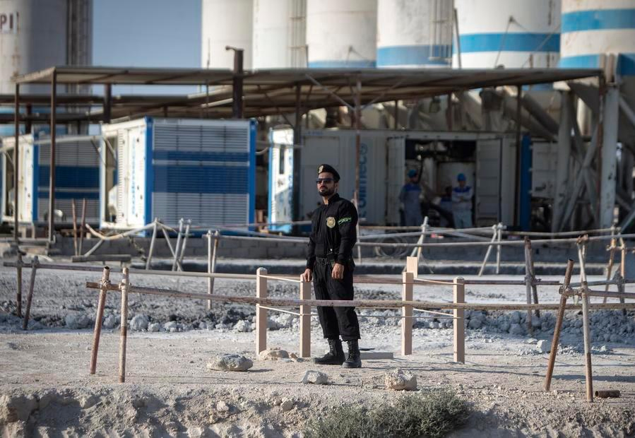 Iran Signals Expanded Response to Potential US Power Plant Strikes.webp