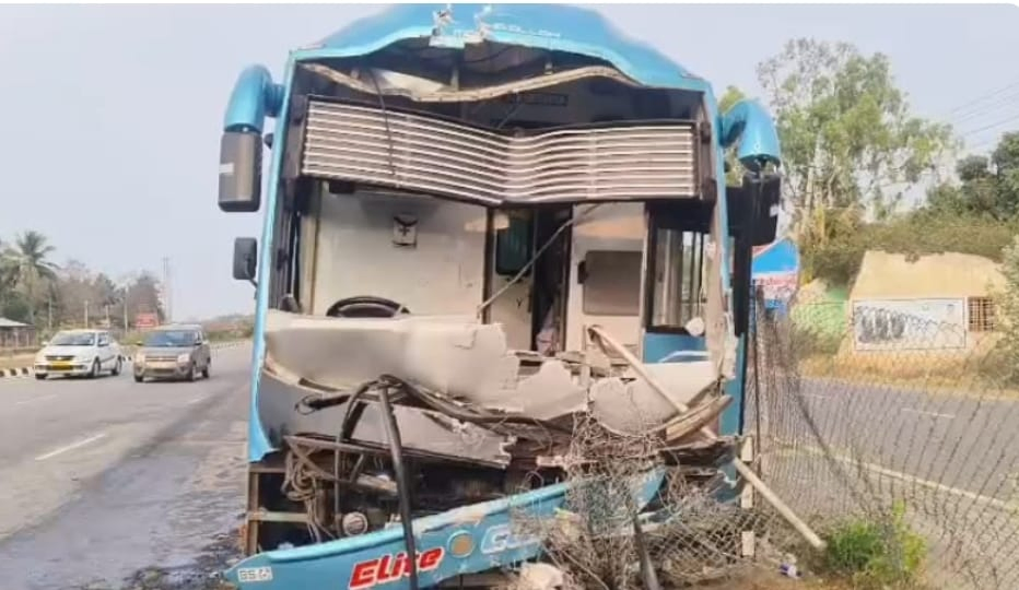 Karnataka Bus Crash Investigation: Driver Suspected in Fatal Incident.webp