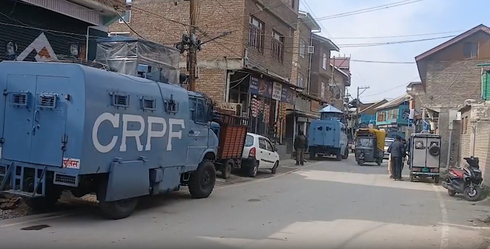 Kashmir Raids Continue in Red Fort Investigation