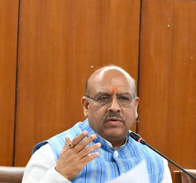 Budget Session: Speaker Criticizes AAP's Absence.webp