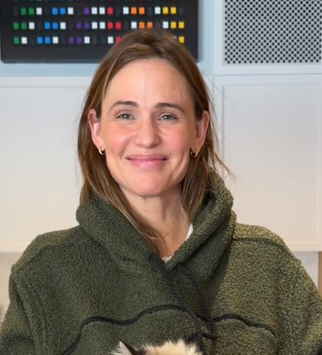 Jennifer Garner Plays Saxophone for Reese Witherspoon's 50th.webp Jennifer Garner Plays Saxophone for Reese Witherspoon's 50th.webp