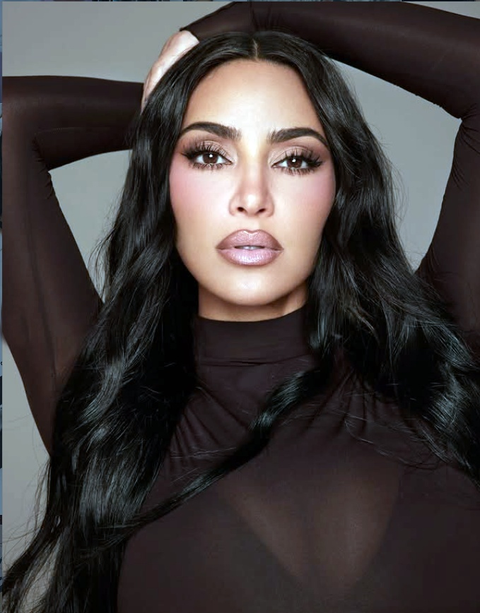 Kim Kardashian and Lewis Hamilton Holiday in Tokyo with Kids.webp