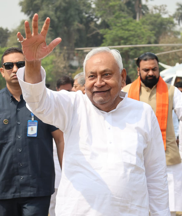 JD(U) President: Nitish Kumar Continues Leadership.webp